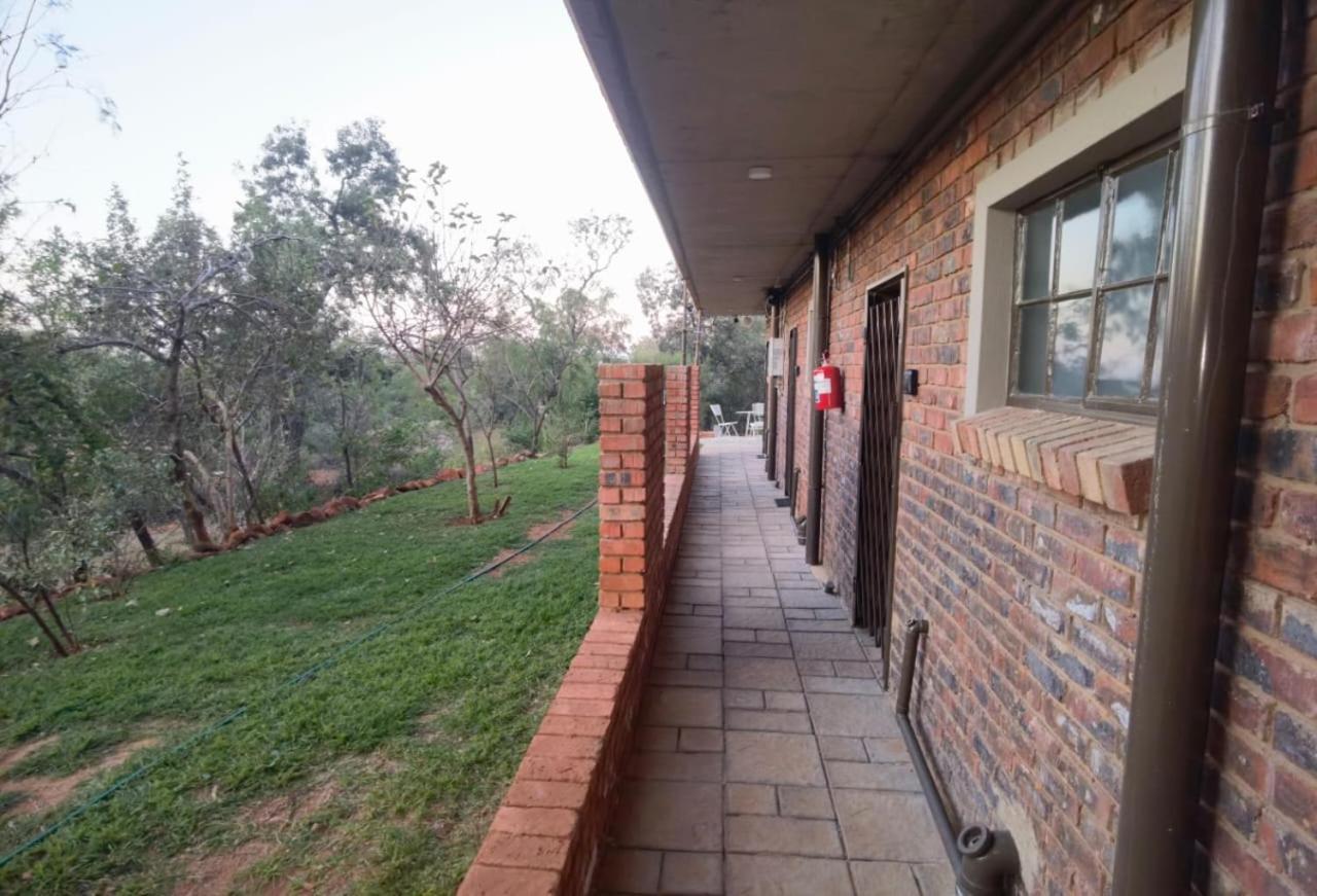 Suikerbosrant Sleep And Go Bed and Breakfast Pretoria-Noord Εξωτερικό φωτογραφία