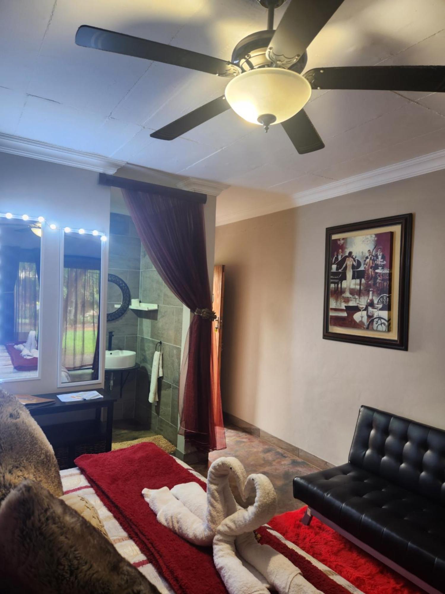Suikerbosrant Sleep And Go Bed and Breakfast Pretoria-Noord Εξωτερικό φωτογραφία