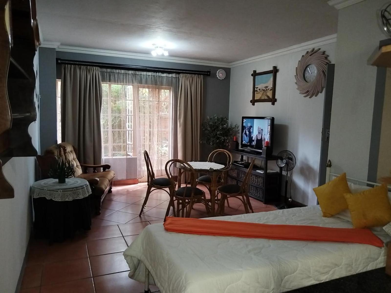 Suikerbosrant Sleep And Go Bed and Breakfast Pretoria-Noord Εξωτερικό φωτογραφία